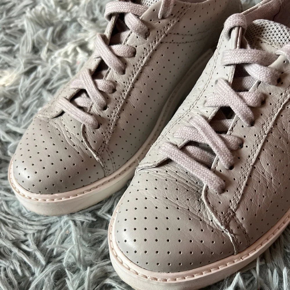 Sabine Sneakers